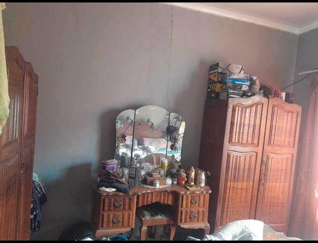 3 BEDROOM HOUSE FOR SALE IN OOS EINDE